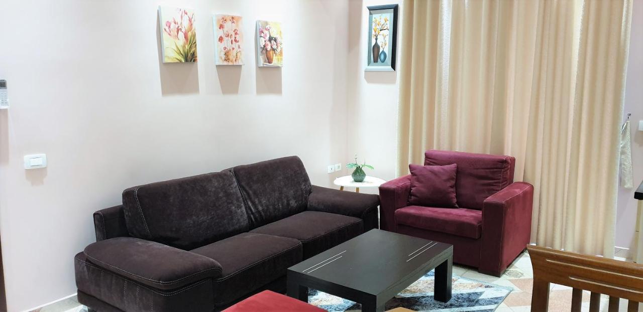 Comfort Apartments Fier Bagian luar foto