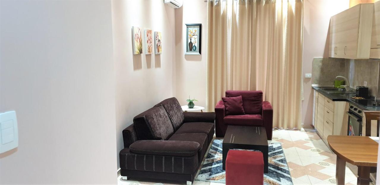 Comfort Apartments Fier Bagian luar foto