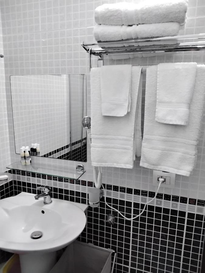 Comfort Apartments Fier Bagian luar foto