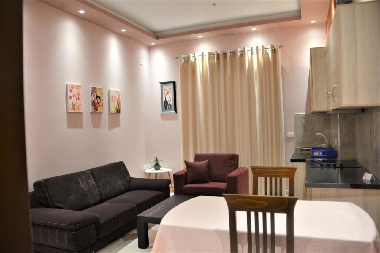 Comfort Apartments Fier Bagian luar foto